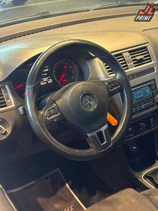 VOLKSWAGEN FOX 1.6 MSI COMFORTLINE 8V FLEX 4P MANUAL VOLKSWAGEN FOX 1.6 MSI COMFORTLINE 8V FLEX 4P MANUAL